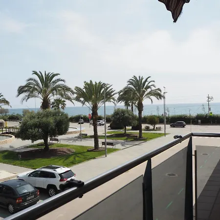 Ninfa Con Balcon Ideal Familias Con Vistas Al Mar Apartment Pineda de Mar